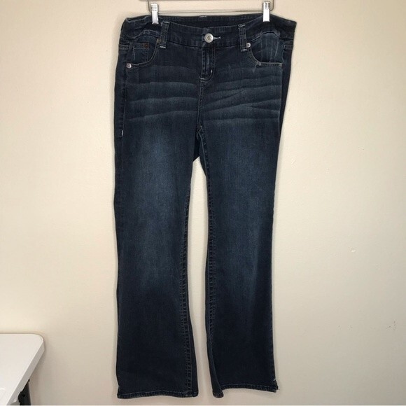 Torrid Denim Jeans Straight Leg Boot Cut Distressed Dark Wash Womens Size 16 - Picture 12 of 12